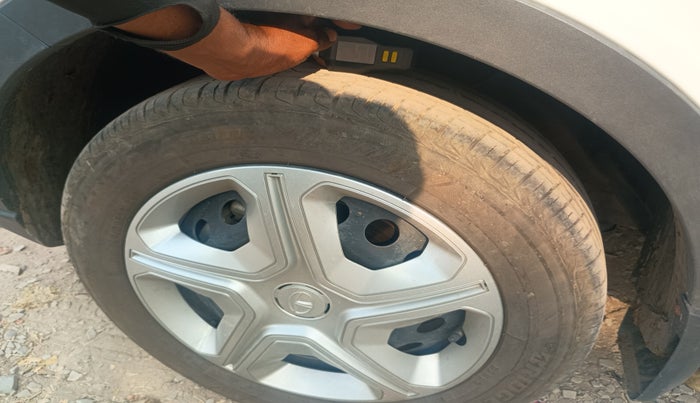 2023 Tata NEXON XM PETROL, Petrol, Manual, 15,328 km, tyre