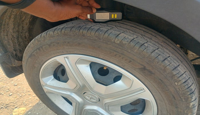 2023 Tata NEXON XM PETROL, Petrol, Manual, 15,328 km, tyre