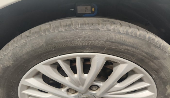 2021 Maruti Ertiga VXI CNG, Petrol, Manual, 62,124 km, tyre