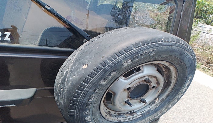 2014 Mahindra Bolero ZLX BS-III, Diesel, Manual, 82,672 km, tyre