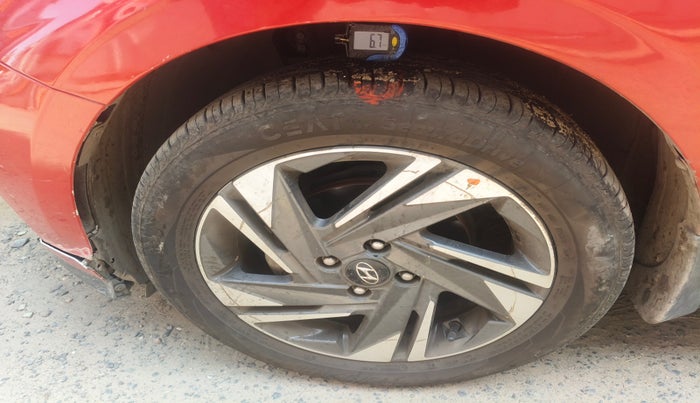 2021 Hyundai NEW I20 ASTA (O) 1.2 MT, Petrol, Manual, 82,000 km, tyre