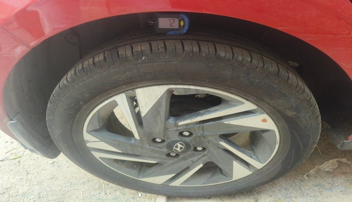 2021 Hyundai NEW I20 ASTA (O) 1.2 MT, Petrol, Manual, 82,000 km, tyre