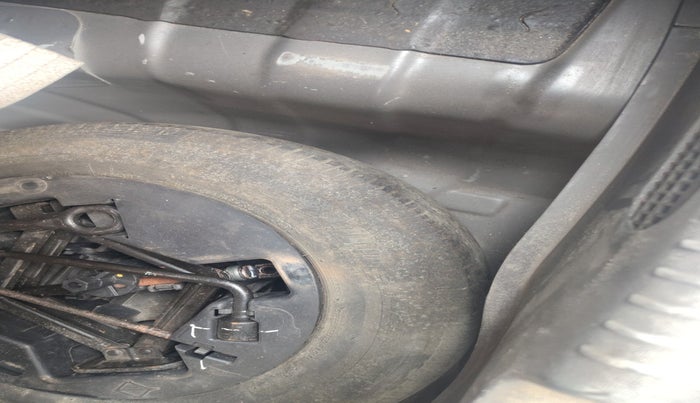 2010 Hyundai i10 SPORTZ 1.2, Petrol, Manual, 68,867 km, tyre