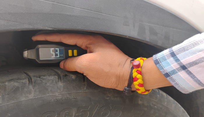 2019 Hyundai Creta EX 1.4 DIESEL, Diesel, Manual, 1,09,921 km, tyre