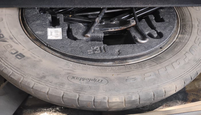 2019 Hyundai Creta EX 1.4 DIESEL, Diesel, Manual, 1,09,921 km, tyre