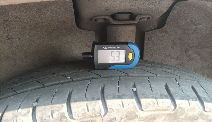 2023 MG HECTOR SHARP PRO 1.5 TURBO MT PETROL, Petrol, Manual, 27,204 km, tyre