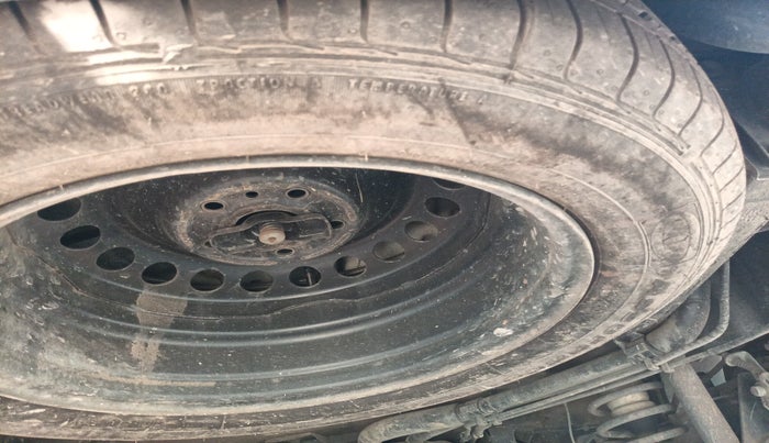 2023 MG HECTOR SHARP PRO 1.5 TURBO MT PETROL, Petrol, Manual, 27,204 km, tyre