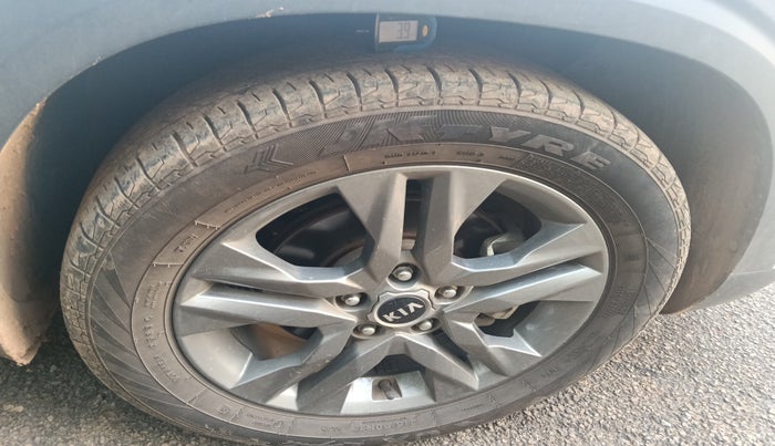 2020 KIA SELTOS HTX 1.5 DIESEL, Diesel, Manual, 73,165 km, tyre