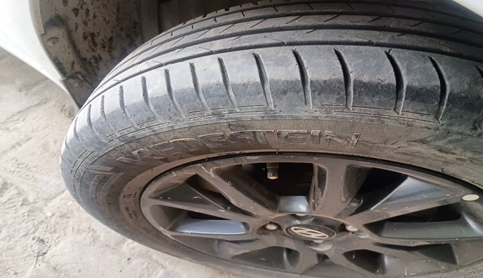 2019 Hyundai Elite i20 SPORTZ PLUS 1.2, Petrol, Manual, 72,384 km, tyre