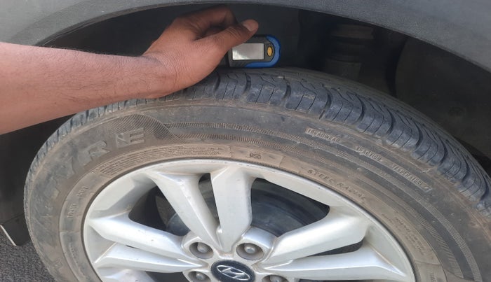 2016 Hyundai Creta SX PLUS AT 1.6 DIESEL, Diesel, Automatic, 1,25,000 km, tyre