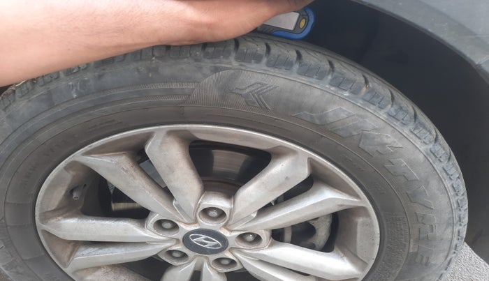 2016 Hyundai Creta SX PLUS AT 1.6 DIESEL, Diesel, Automatic, 1,25,000 km, tyre