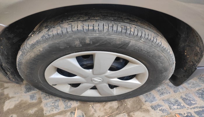 2012 Nissan Sunny XL DIESEL, Diesel, Manual, 1,09,020 km, tyre
