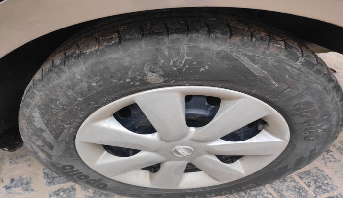 2012 Nissan Sunny XL DIESEL, Diesel, Manual, 1,09,020 km, tyre