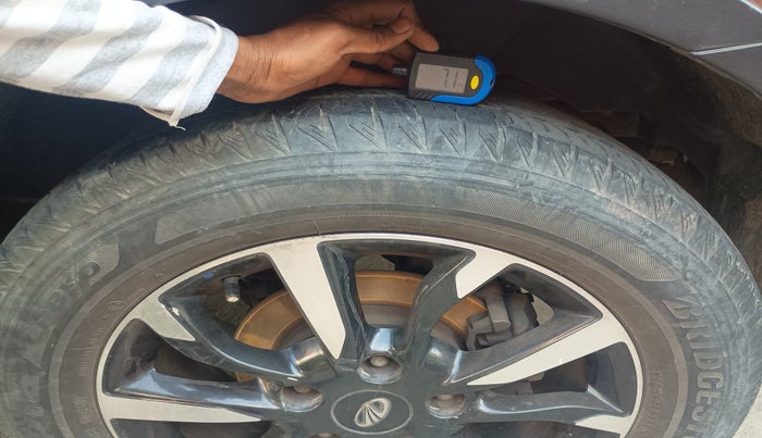 2019 Mahindra XUV500 W11 AT, Diesel, Automatic, 72,162 km, tyre