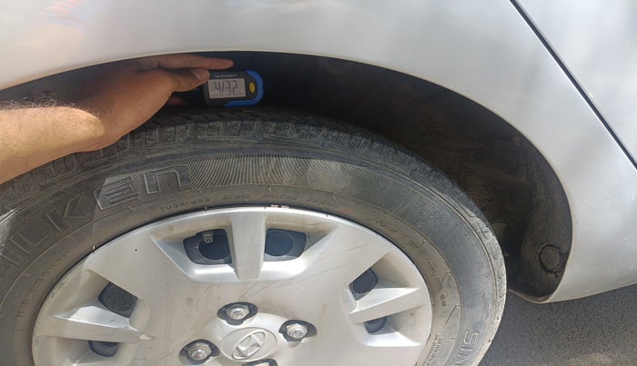 2012 Hyundai i20 MAGNA 1.2, Petrol, Manual, 82,200 km, tyre