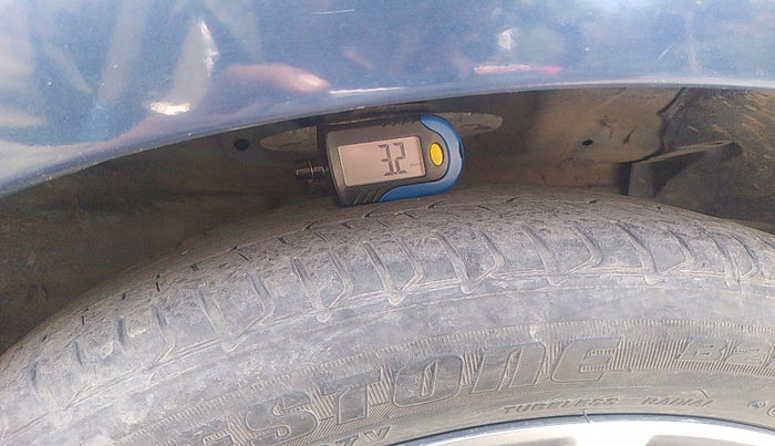 2017 Maruti Ciaz ALPHA 1.4 PETROL, Petrol, Manual, 63,096 km, tyre