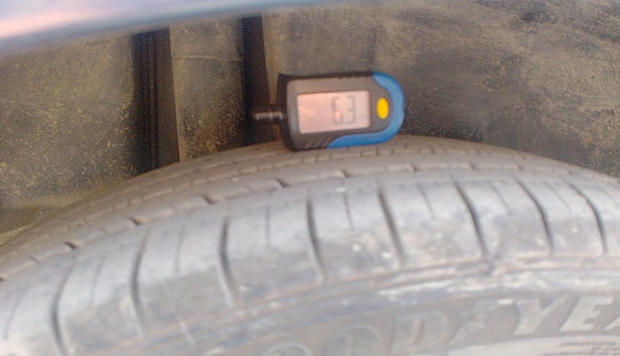 2017 Maruti Ciaz ALPHA 1.4 PETROL, Petrol, Manual, 63,096 km, tyre