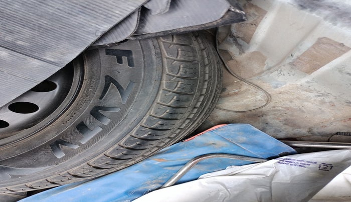 2016 Toyota Etios GD, Diesel, Manual, 2,82,881 km, tyre