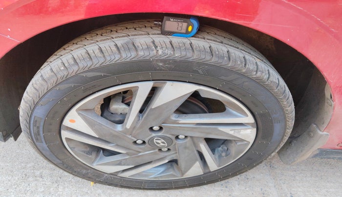 2022 Hyundai NEW I20 ASTA (O) 1.2 MT DUAL TONE, Petrol, Manual, 35,586 km, tyre