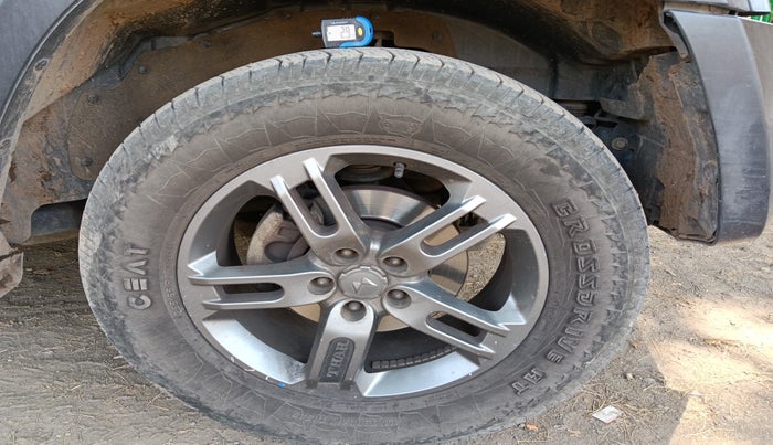 2023 Mahindra Thar LX D 4*4 MT HT, Diesel, Manual, 55,661 km, tyre