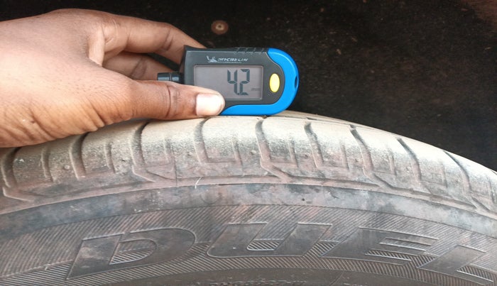 2018 Mahindra MARAZZO M8 7 STR, Diesel, Manual, 1,05,511 km, tyre