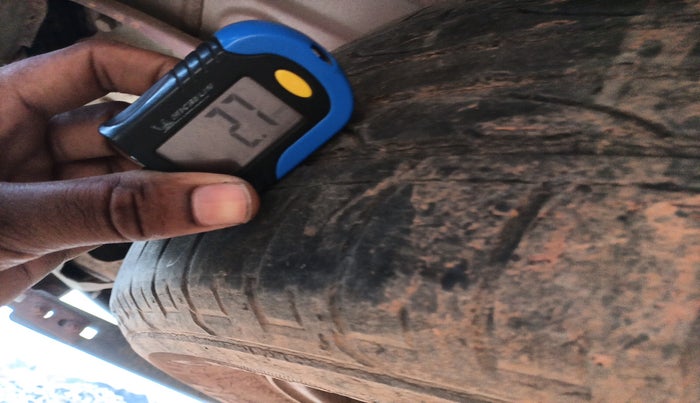 2018 Mahindra MARAZZO M8 7 STR, Diesel, Manual, 1,05,511 km, tyre