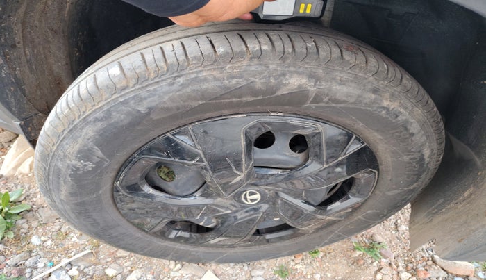 2023 Tata PUNCH ADVENTURE MT, Petrol, Manual, 18,331 km, tyre