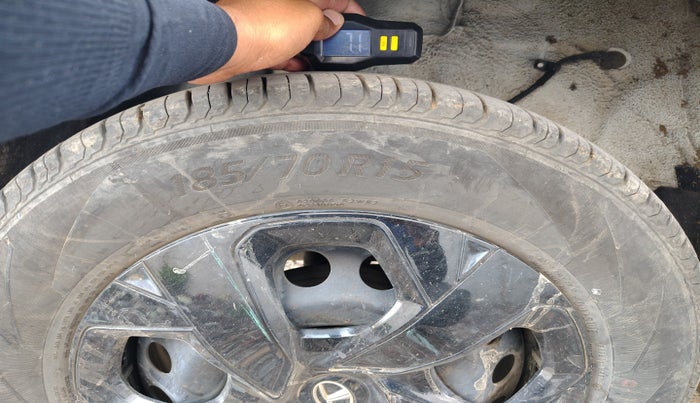 2023 Tata PUNCH ADVENTURE MT, Petrol, Manual, 18,331 km, tyre