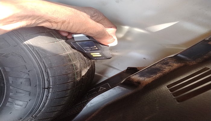 2021 KIA SONET HTX 1.0 DCT, Petrol, Automatic, 61,483 km, tyre