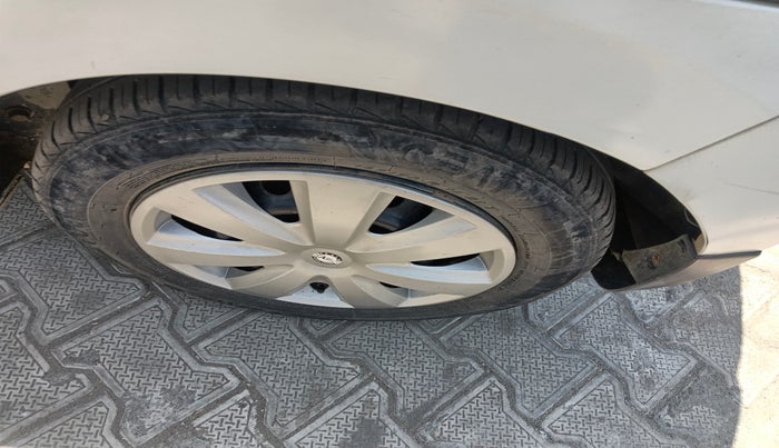 2017 Maruti Celerio VXI, Petrol, Manual, 91,333 km, tyre