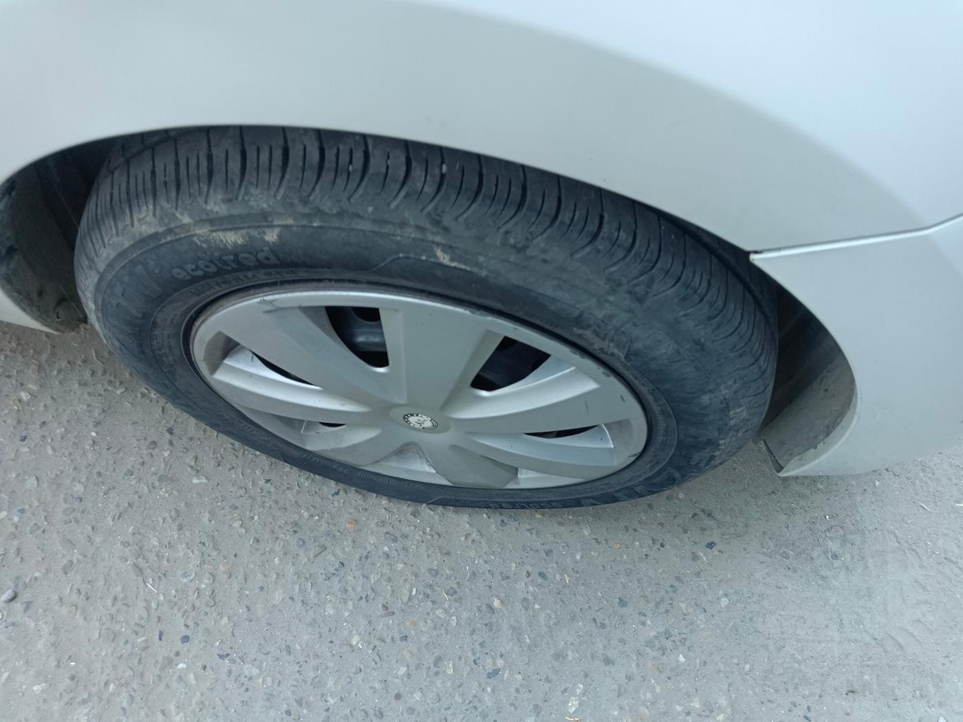 2017 Maruti Celerio VXI, Petrol, Manual, 91,333 km, tyre