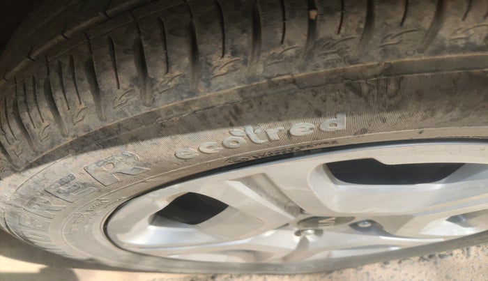 2021 KIA SONET HTK PLUS 1.2, Petrol, Manual, 21,720 km, tyre