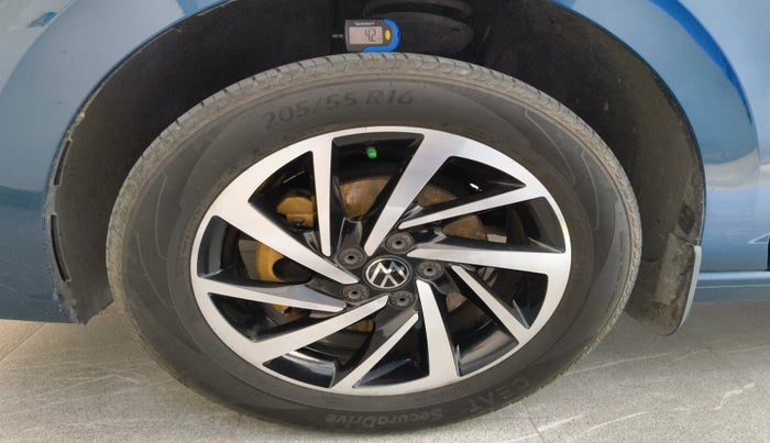 2023 Volkswagen VIRTUS TOPLINE TSI 1.0 AT, Petrol, Automatic, 40,622 km, tyre