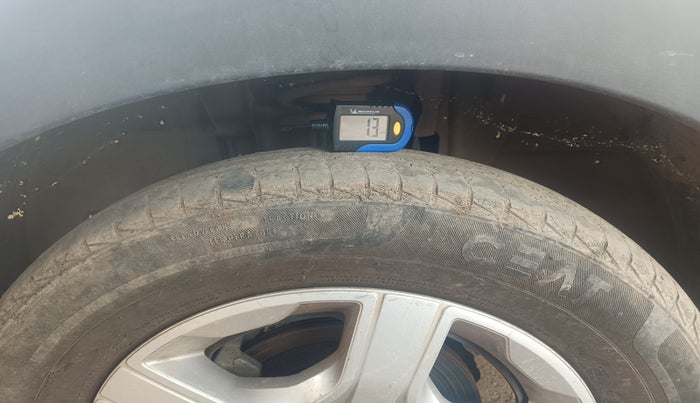 2019 Renault TRIBER RXZ, Petrol, Manual, 24,308 km, tyre
