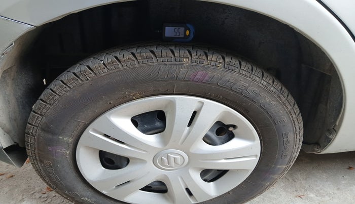 2013 Maruti Swift VDI, Diesel, Manual, 1,01,579 km, tyre