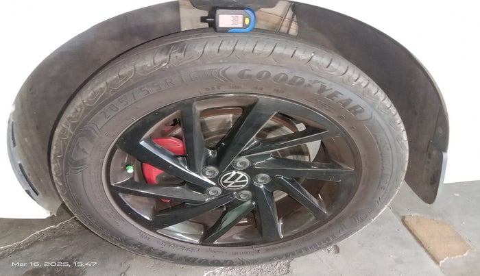 2023 Volkswagen VIRTUS GT PIUS 1.5 TSI, Petrol, Manual, 29,115 km, tyre
