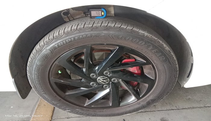 2023 Volkswagen VIRTUS GT PIUS 1.5 TSI, Petrol, Manual, 29,115 km, tyre