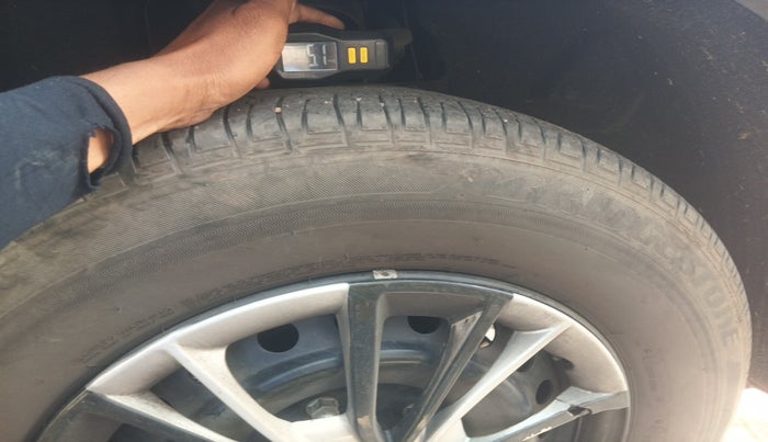 2024 Mahindra SCORPIO-N Z6 DIESEL MT 2WD 7 STR, Diesel, Manual, 25,459 km, tyre