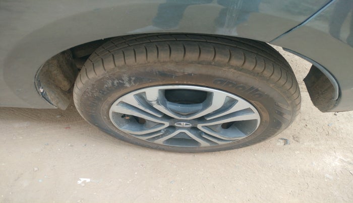 2023 Tata TIGOR XZ PLUS CNG, Petrol, Manual, 64,338 km, tyre