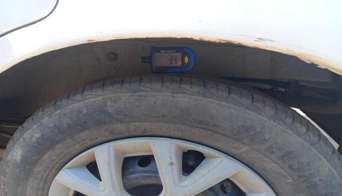 2016 Maruti Alto 800 LXI, Petrol, Manual, 75,504 km, tyre