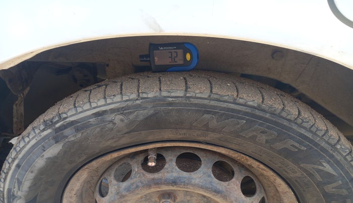 2016 Maruti Alto 800 LXI, Petrol, Manual, 75,504 km, tyre