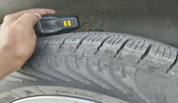 2011 Mahindra XUV500 W8, Diesel, Manual, 1,34,249 km, tyre