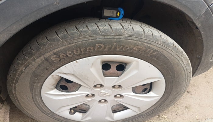 2016 Hyundai Creta S 1.6 PETROL, Petrol, Manual, 1,07,645 km, tyre