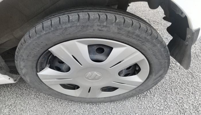 2013 Maruti Wagon R 1.0 VXI, Petrol, Manual, 59,800 km, tyre