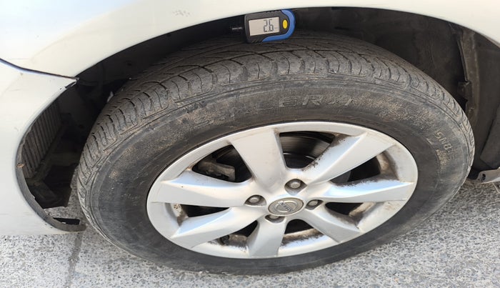 2012 Nissan Sunny XV DIESEL, Diesel, Manual, 73,550 km, tyre