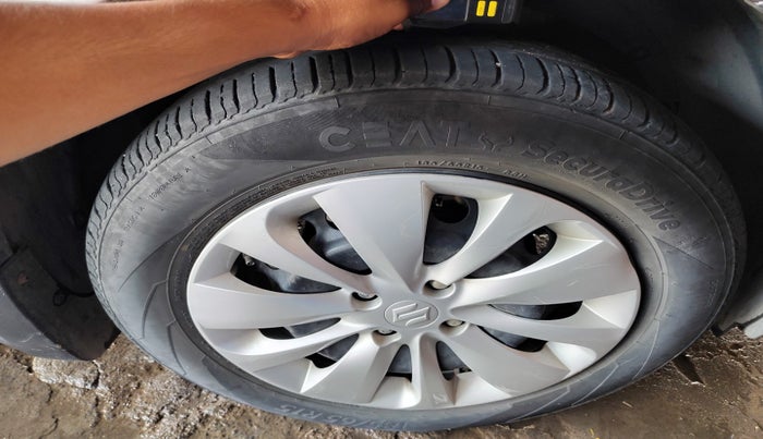 2017 Maruti Baleno DELTA DIESEL 1.3, Diesel, Manual, 52,402 km, tyre