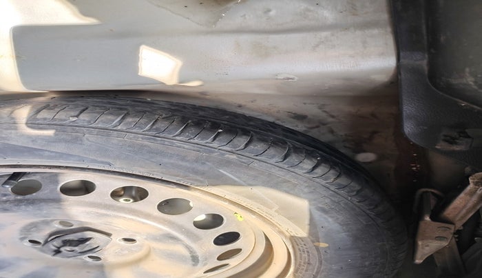 2017 Maruti Baleno DELTA DIESEL 1.3, Diesel, Manual, 52,402 km, tyre