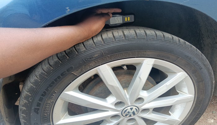 2018 Volkswagen Vento HIGHLINE PLUS 1.5 AT 16 ALLOY, Diesel, Automatic, 45,886 km, tyre