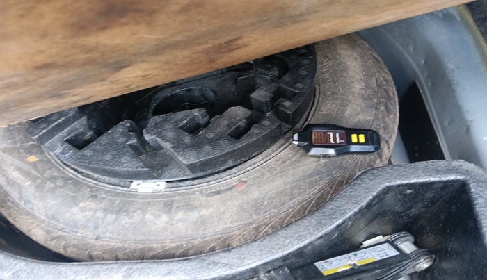 2018 Volkswagen Vento HIGHLINE PLUS 1.5 AT 16 ALLOY, Diesel, Automatic, 45,886 km, tyre