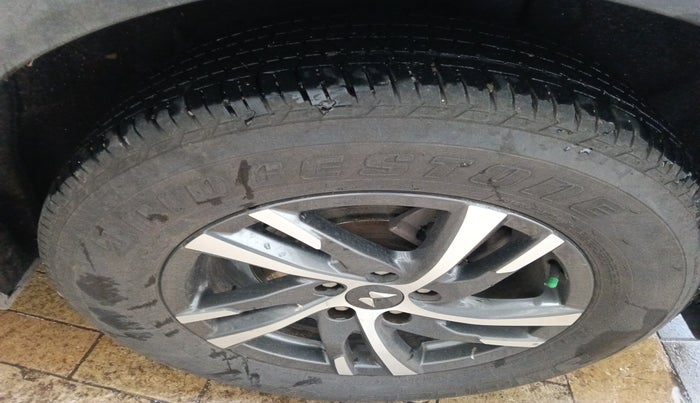 2022 Mahindra XUV700 AX 5 P MT 7 STR, Petrol, Manual, 90,521 km, tyre